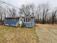 54 Charleston Road, Dexter, ME 04930