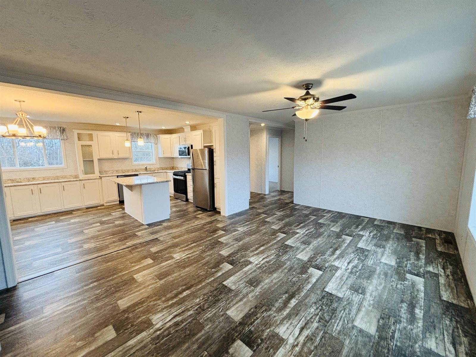 14 Indian Heights Drive, Saint Albans, ME 04971