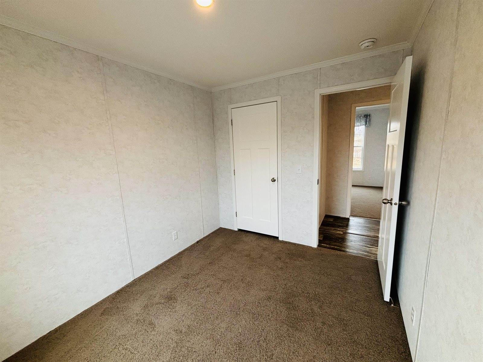 14 Indian Heights Drive, Saint Albans, ME 04971