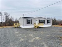 14 Indian Heights Drive, Saint Albans, ME 04971