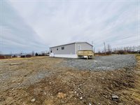 14 Indian Heights Drive, Saint Albans, ME 04971