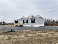 14 Indian Heights Drive, Saint Albans, ME 04971