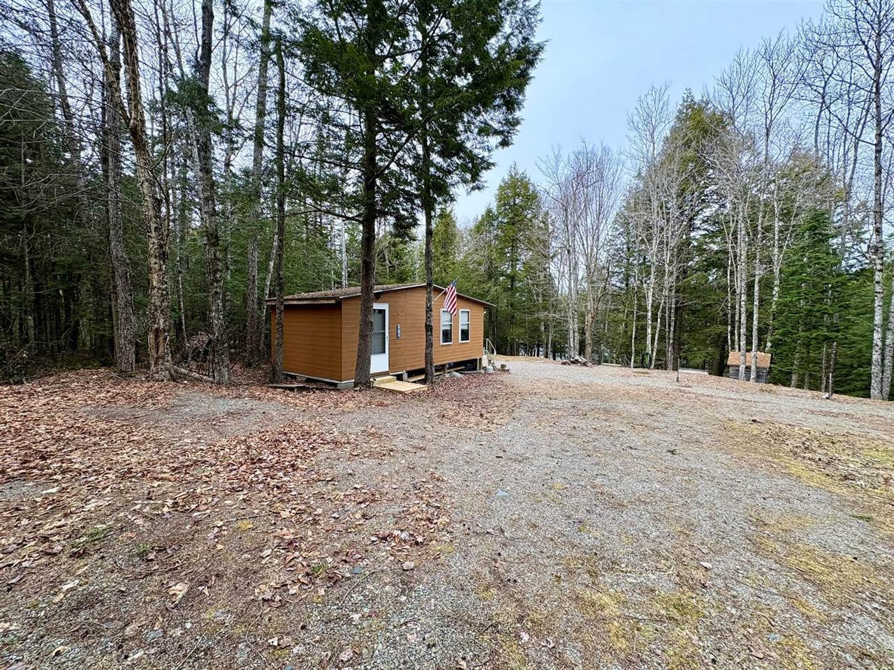 11 Cobb Road, Lincoln, ME 04493