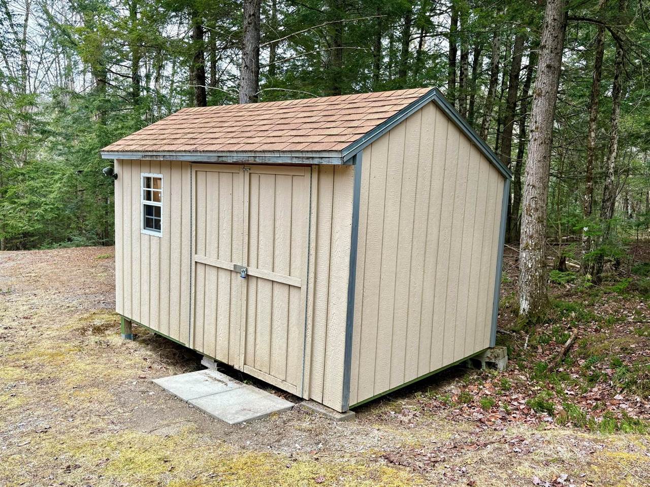 11 Cobb Road, Lincoln, ME 04493