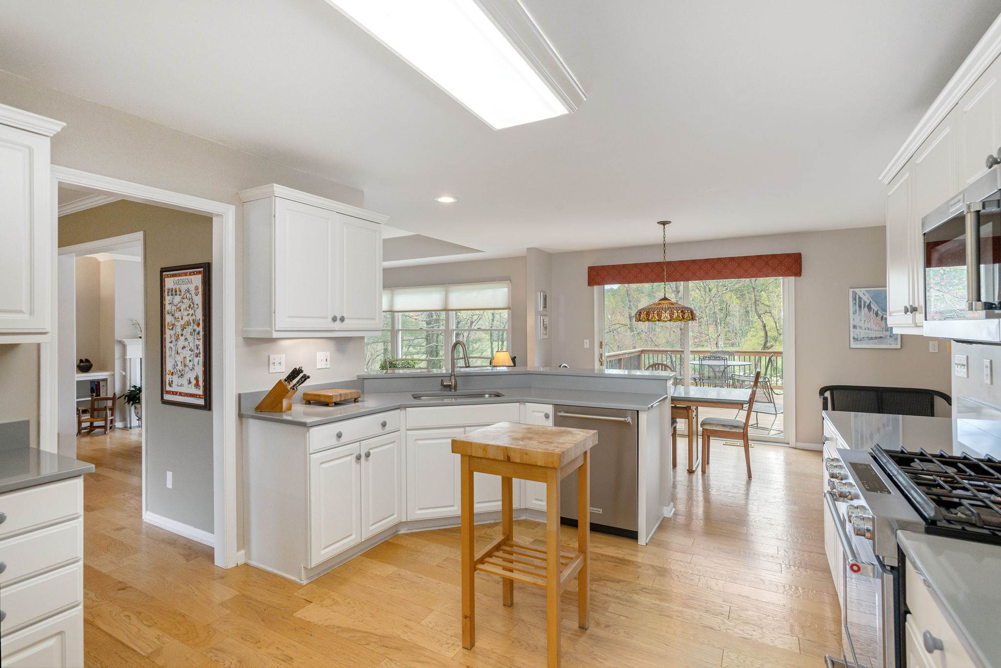 1420 Patriots Drive, Hendersonville, NC 28739