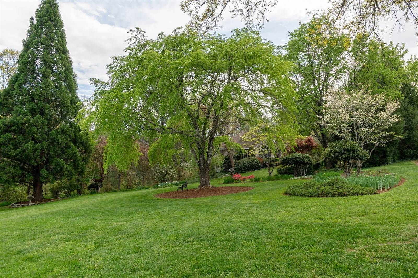 1420 Patriots Drive, Hendersonville, NC 28739