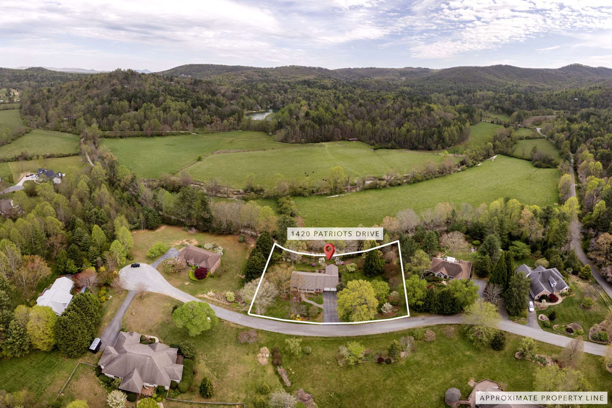 1420 Patriots Drive, Hendersonville, NC 28739