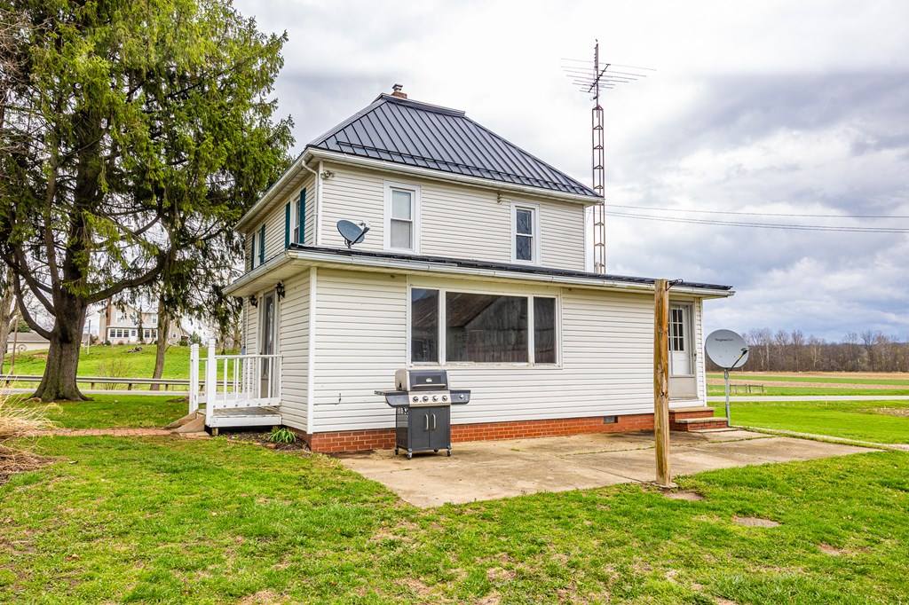 573 County Road 1302, Ashland, OH 44805