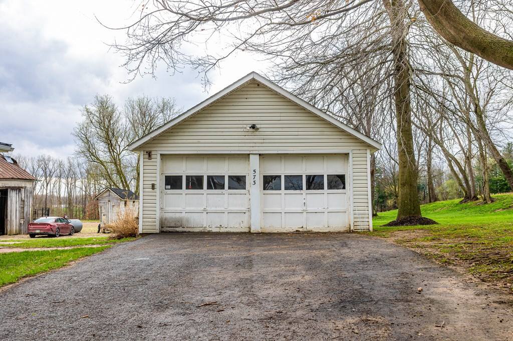 573 County Road 1302, Ashland, OH 44805