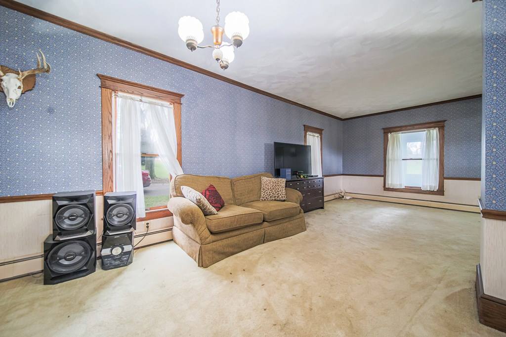 573 County Road 1302, Ashland, OH 44805