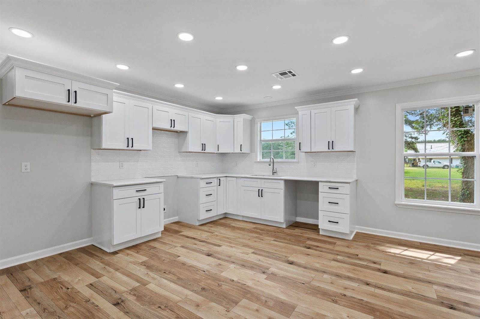 226 N 6th St, Oberlin, LA 70655