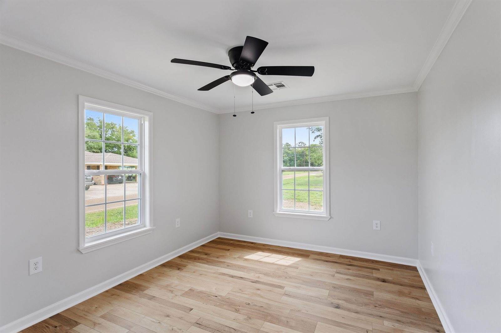 226 N 6th St, Oberlin, LA 70655