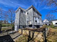 64 Fountain Street, Bangor, ME 04401