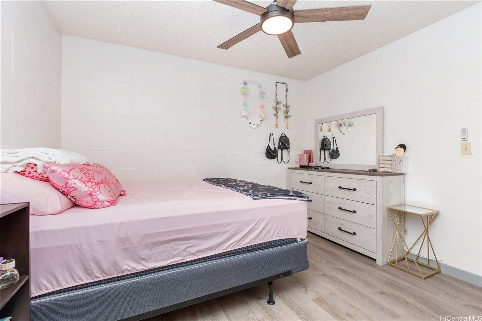 94-246 Leoku Street, Waipahu, HI 96797