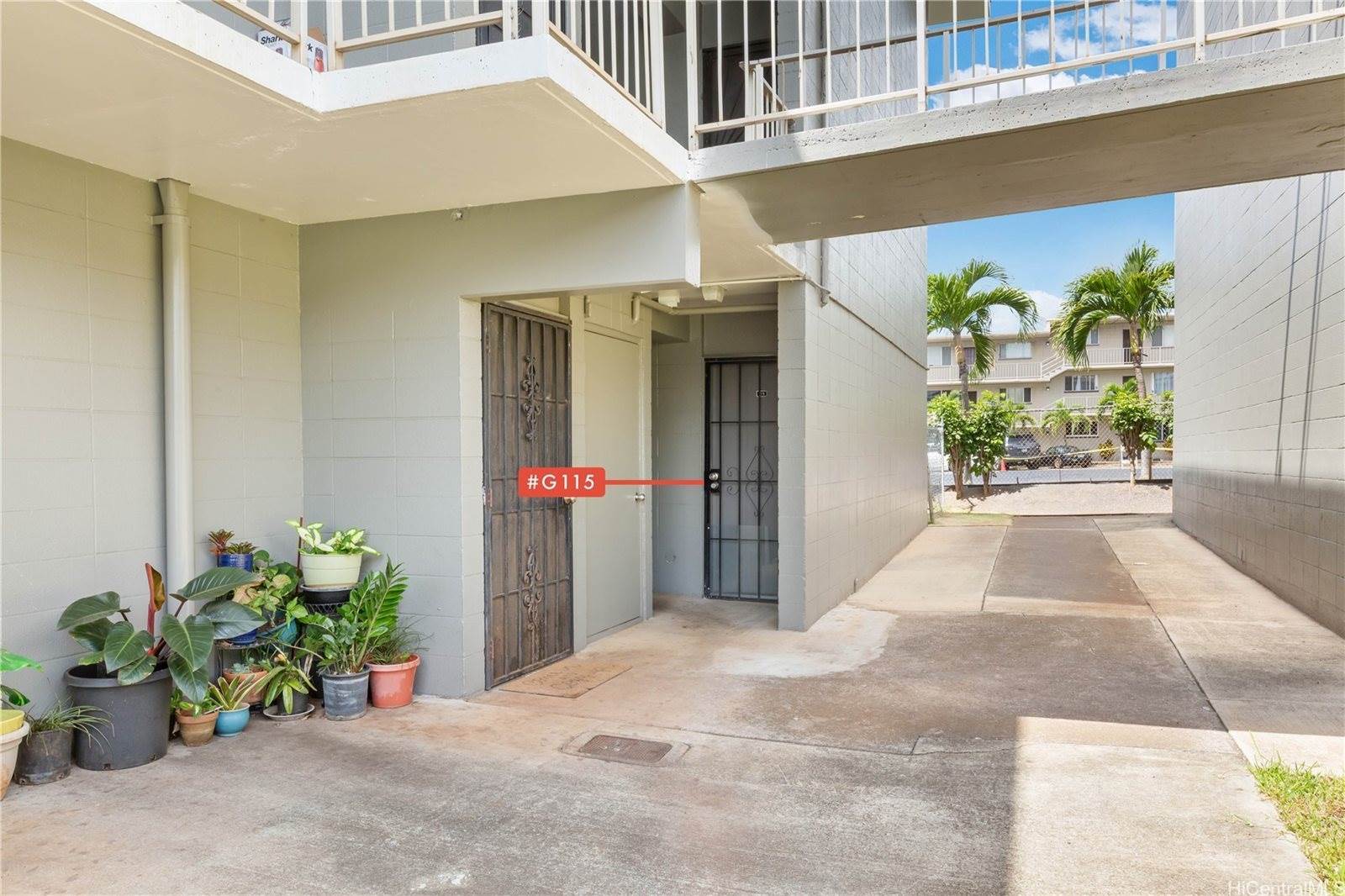 94-246 Leoku Street, Waipahu, HI 96797