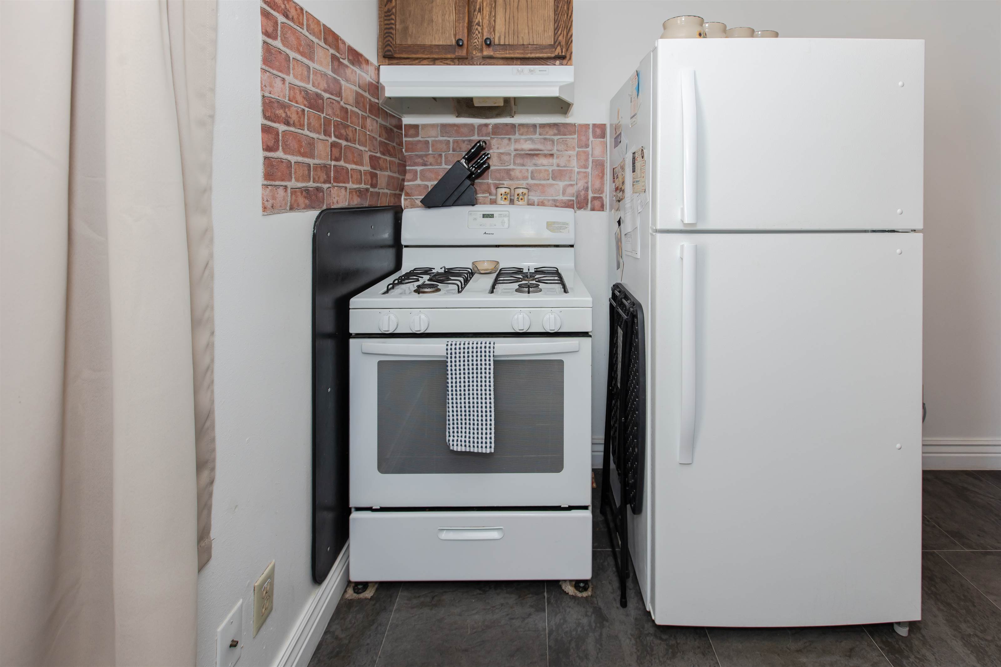 1502 East Fulton Street, Garden City, KS 67846