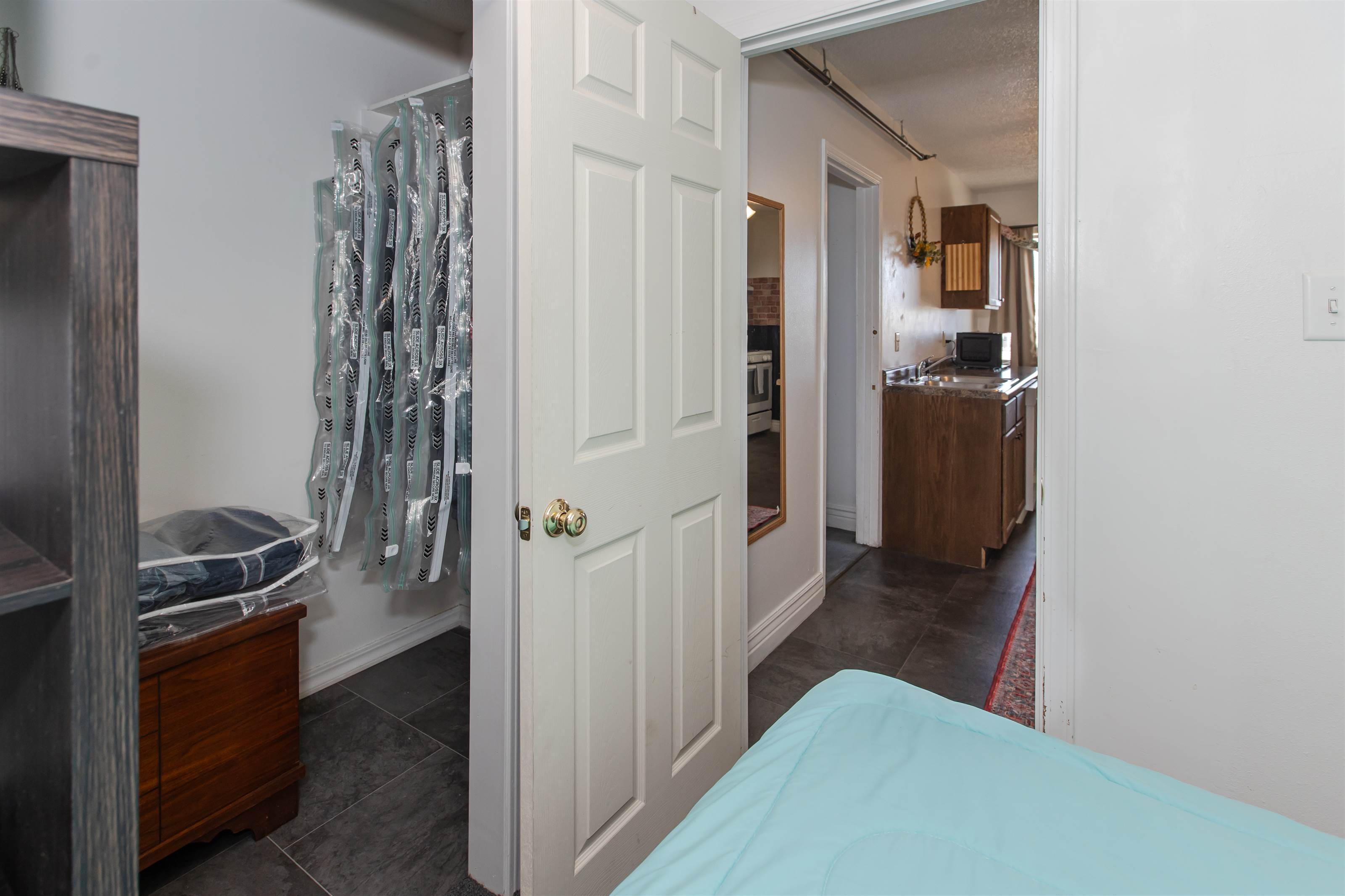 1502 East Fulton Street, Garden City, KS 67846