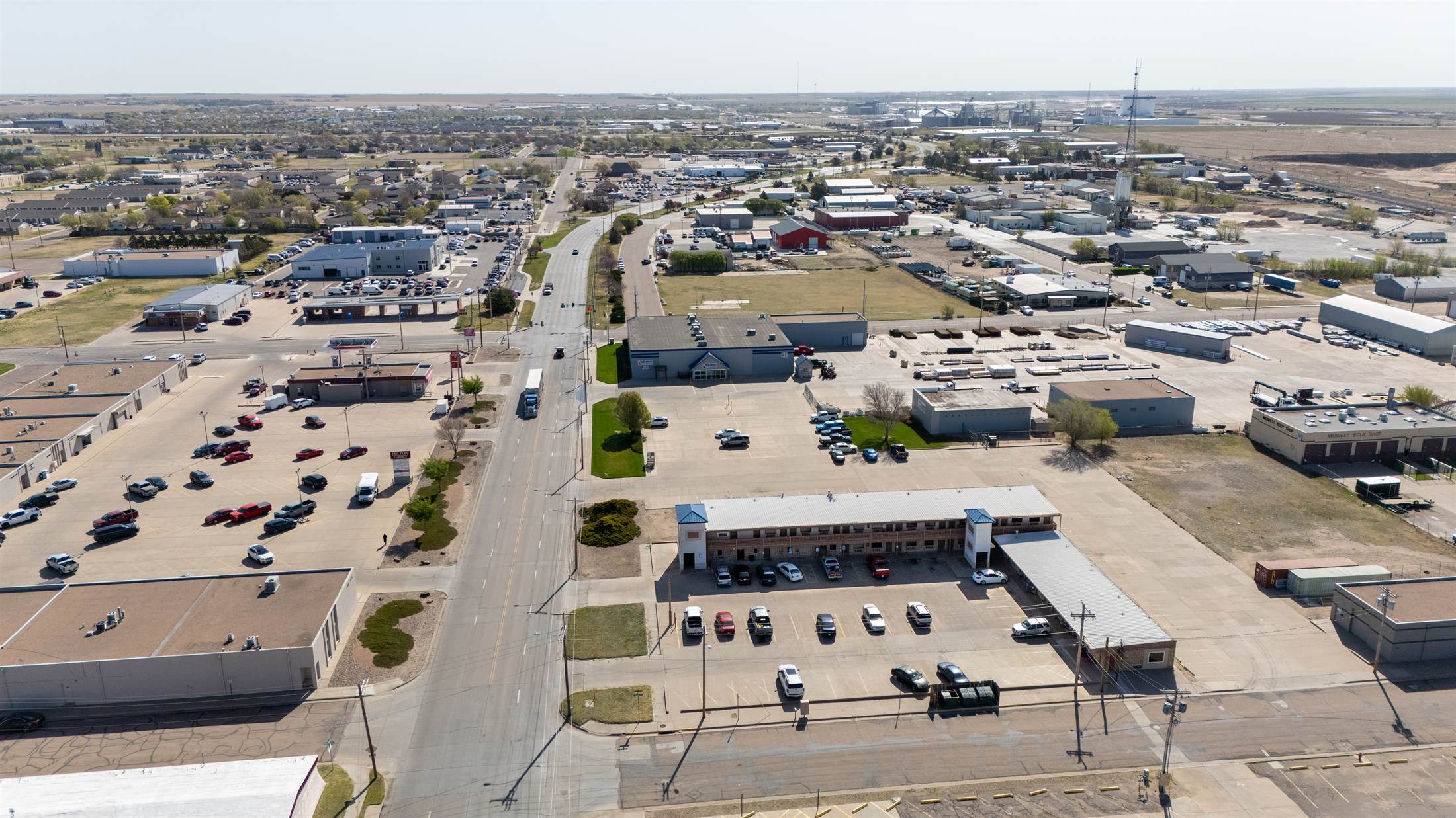 1502 East Fulton Street, Garden City, KS 67846