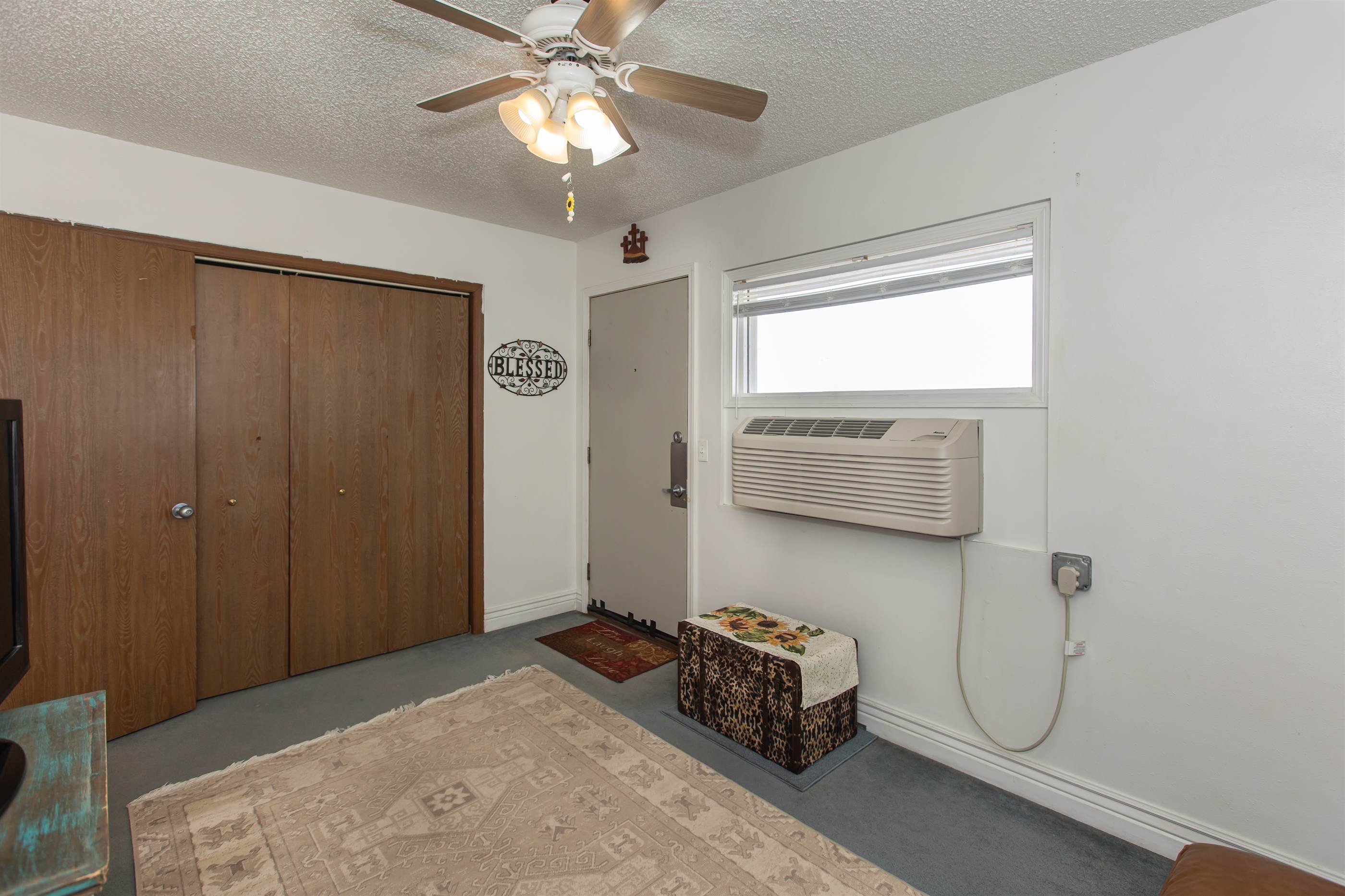 1502 East Fulton Street, Garden City, KS 67846