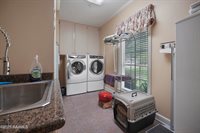 302 Eastwood Drive, Franklin, LA 70538