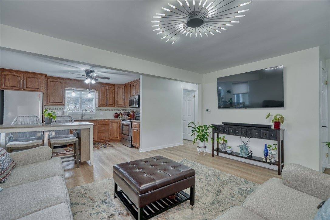 588 Adams Road, Webster, NY 14580