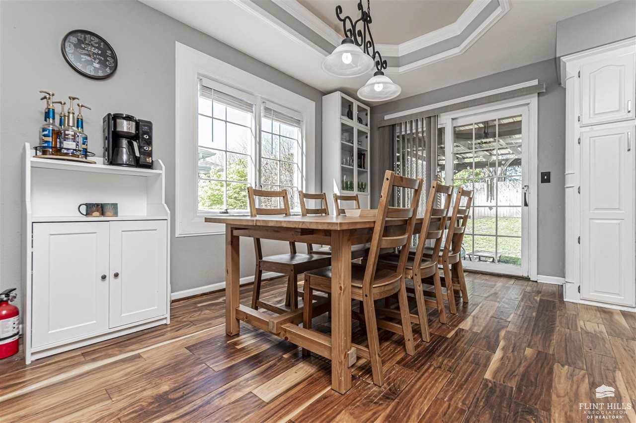 2505 Meadowood Drive, Manhattan, KS 66502