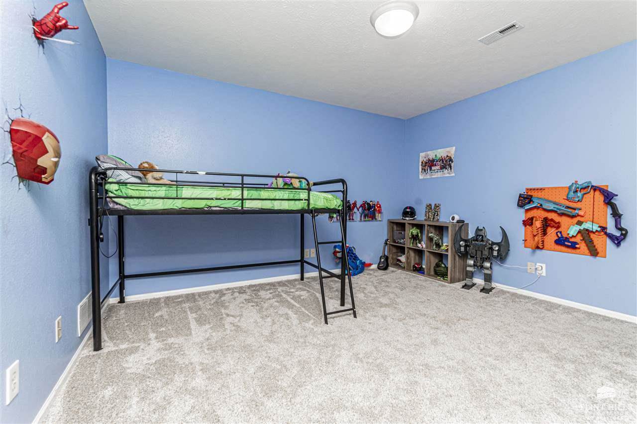 2505 Meadowood Drive, Manhattan, KS 66502