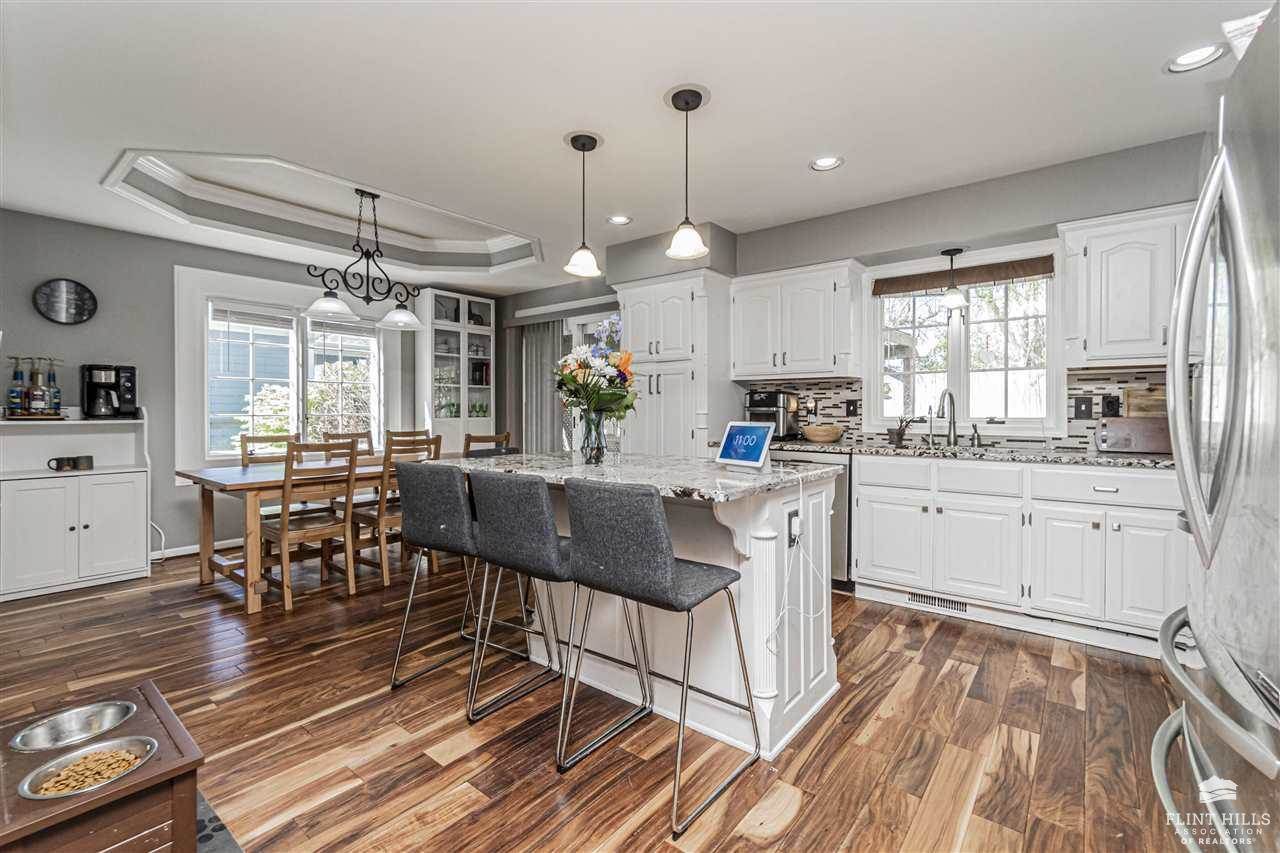 2505 Meadowood Drive, Manhattan, KS 66502