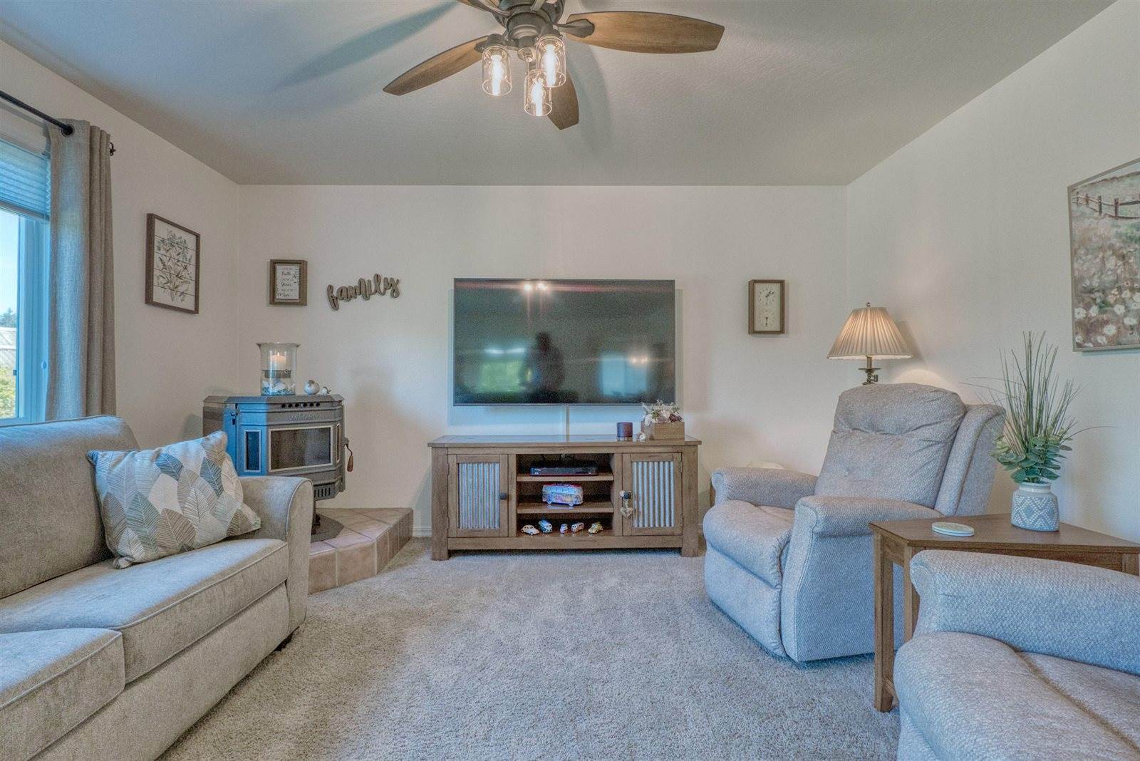 1740 S Bethesda Way, Crescent City, CA 95531