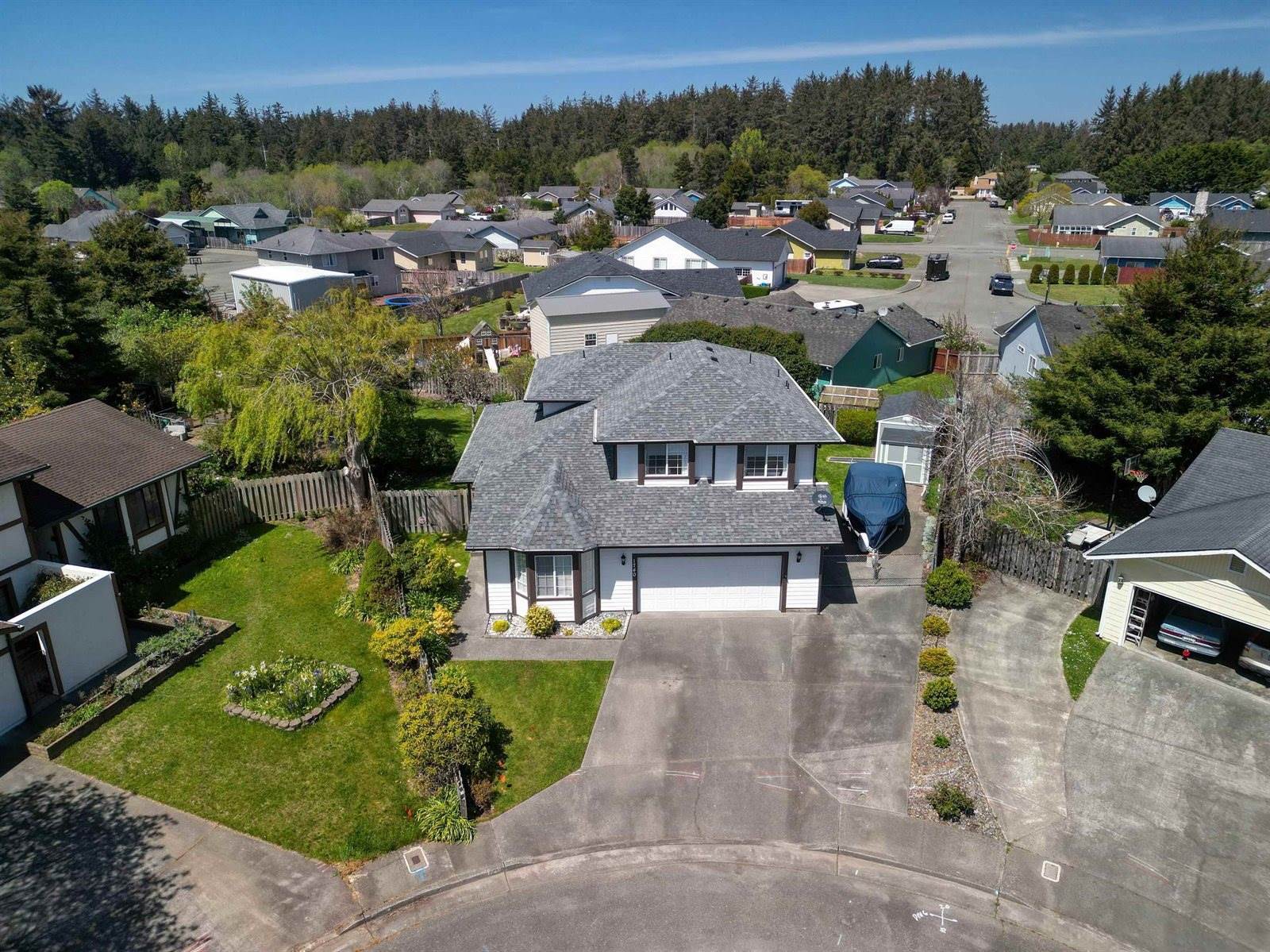 1740 S Bethesda Way, Crescent City, CA 95531