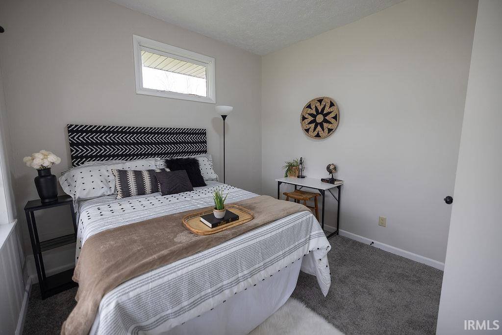 214 N Third Street, Parker City, IN 47368