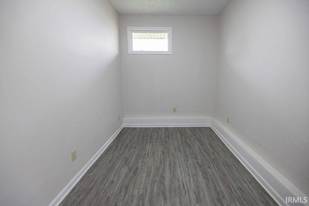 214 N Third Street, Parker City, IN 47368