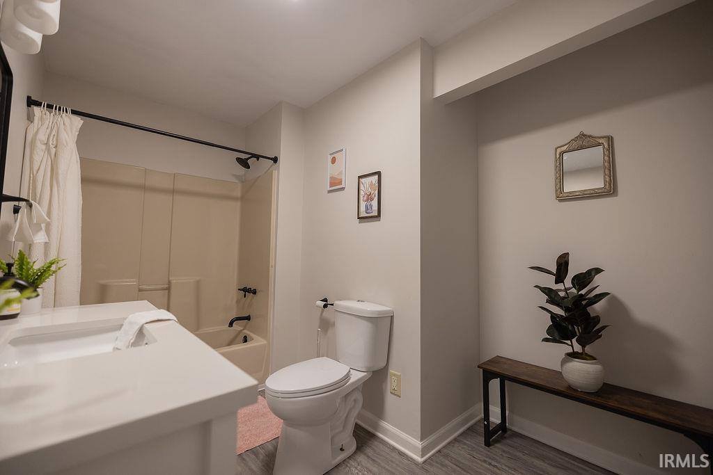 214 N Third Street, Parker City, IN 47368