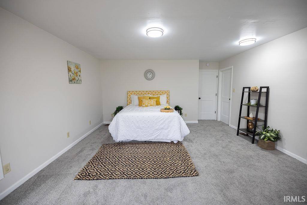 214 N Third Street, Parker City, IN 47368