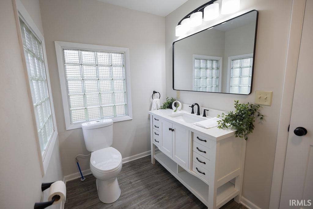 214 N Third Street, Parker City, IN 47368