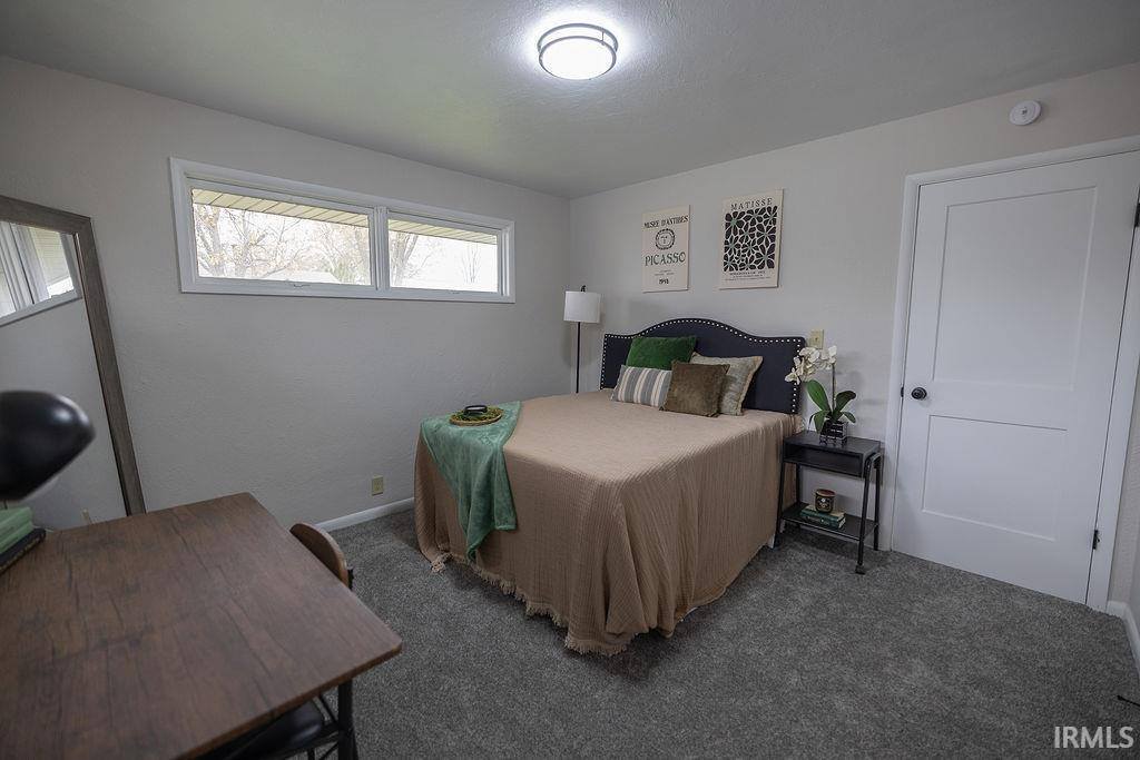 214 N Third Street, Parker City, IN 47368