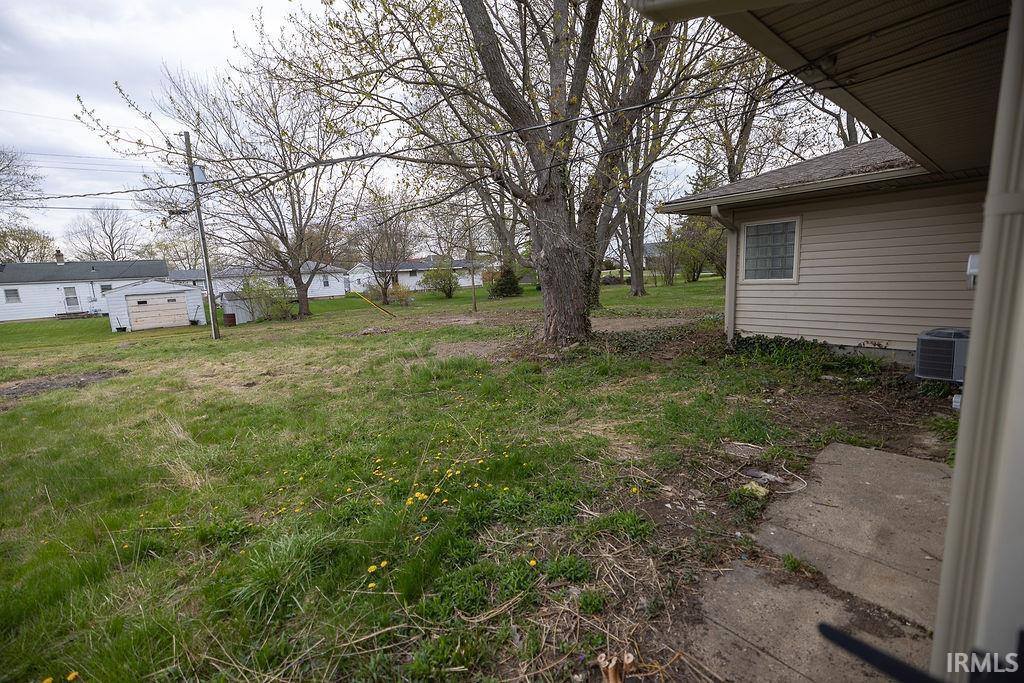 214 N Third Street, Parker City, IN 47368