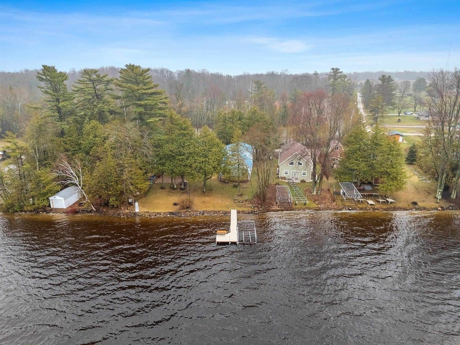 W6198 Crescent Lane, Crivitz, WI 54114