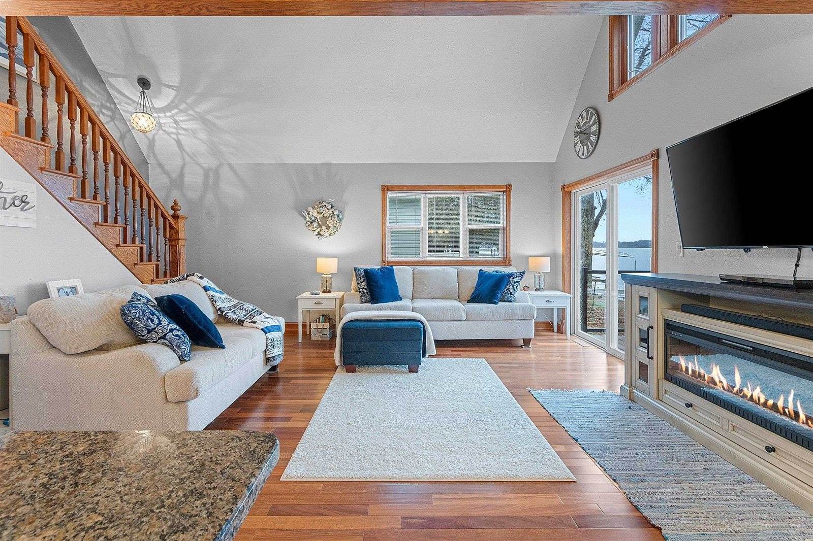 W6198 Crescent Lane, Crivitz, WI 54114