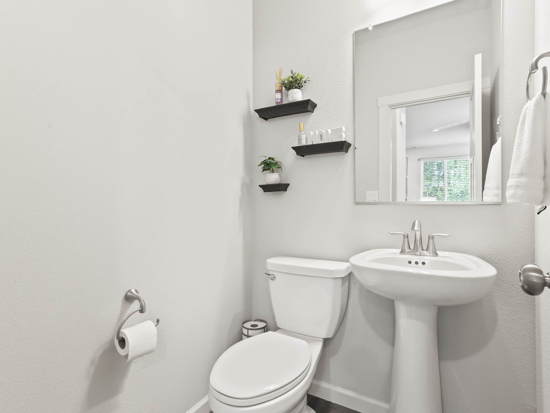 2421 South Trail View Ct, Ridgefield, WA 98642