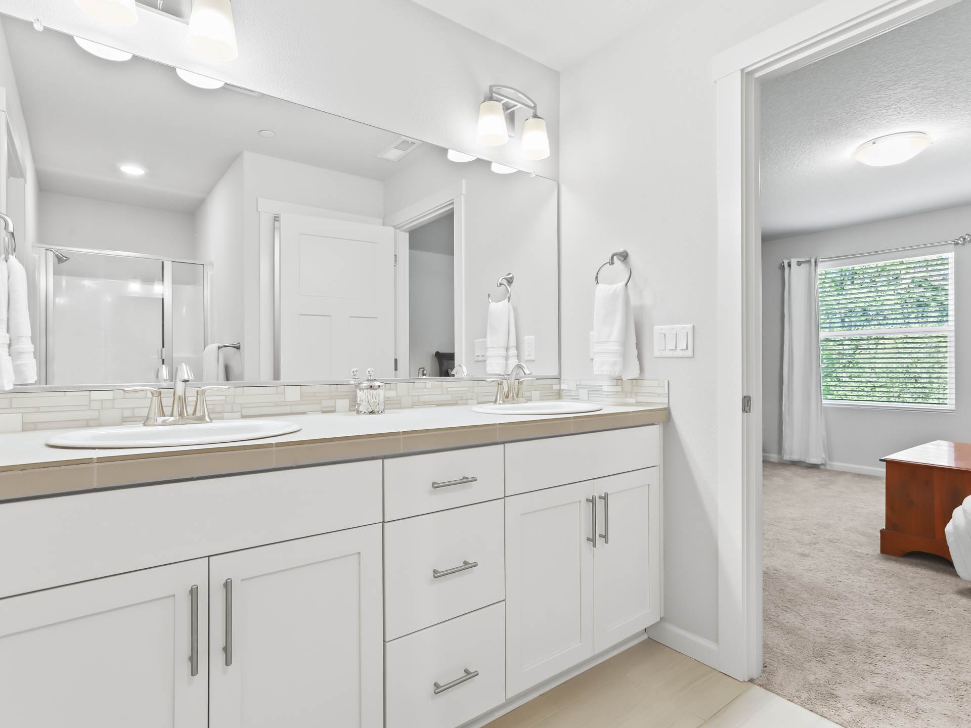 2421 South Trail View Ct, Ridgefield, WA 98642