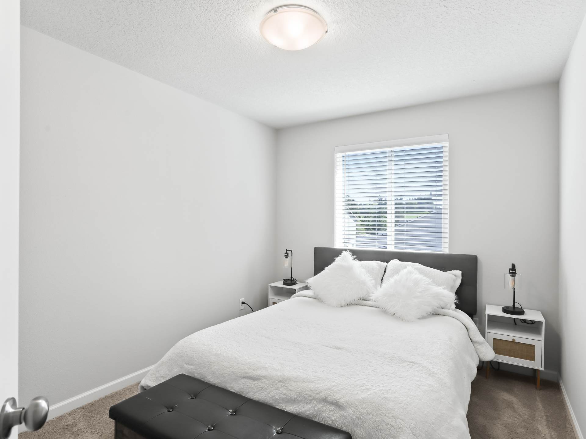 2421 South Trail View Ct, Ridgefield, WA 98642