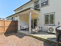 2421 South Trail View Ct, Ridgefield, WA 98642