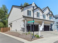 2421 South Trail View Ct, Ridgefield, WA 98642