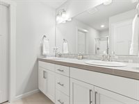 2421 South Trail View Ct, Ridgefield, WA 98642