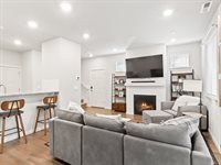 2421 South Trail View Ct, Ridgefield, WA 98642