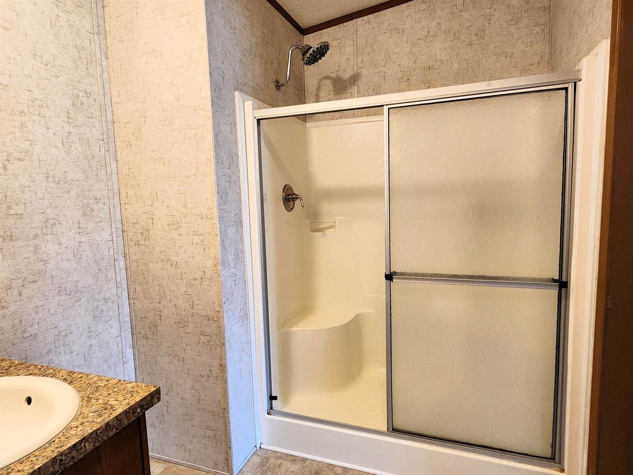 897 E Lake St #114, Lake Mills, WI 53551