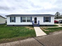 897 E Lake St #114, Lake Mills, WI 53551