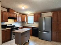897 E Lake St #114, Lake Mills, WI 53551