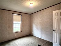 897 E Lake St #114, Lake Mills, WI 53551